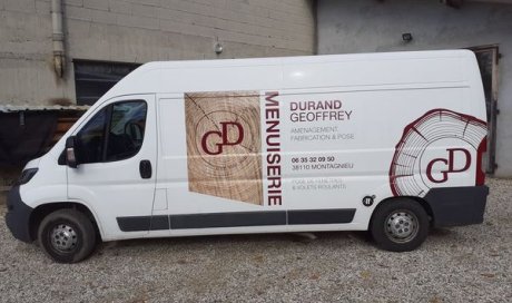 Acquisition d'un nouveau véhicule pour vos chantiers de créations sur mesure à Bourgoin-Jallieu